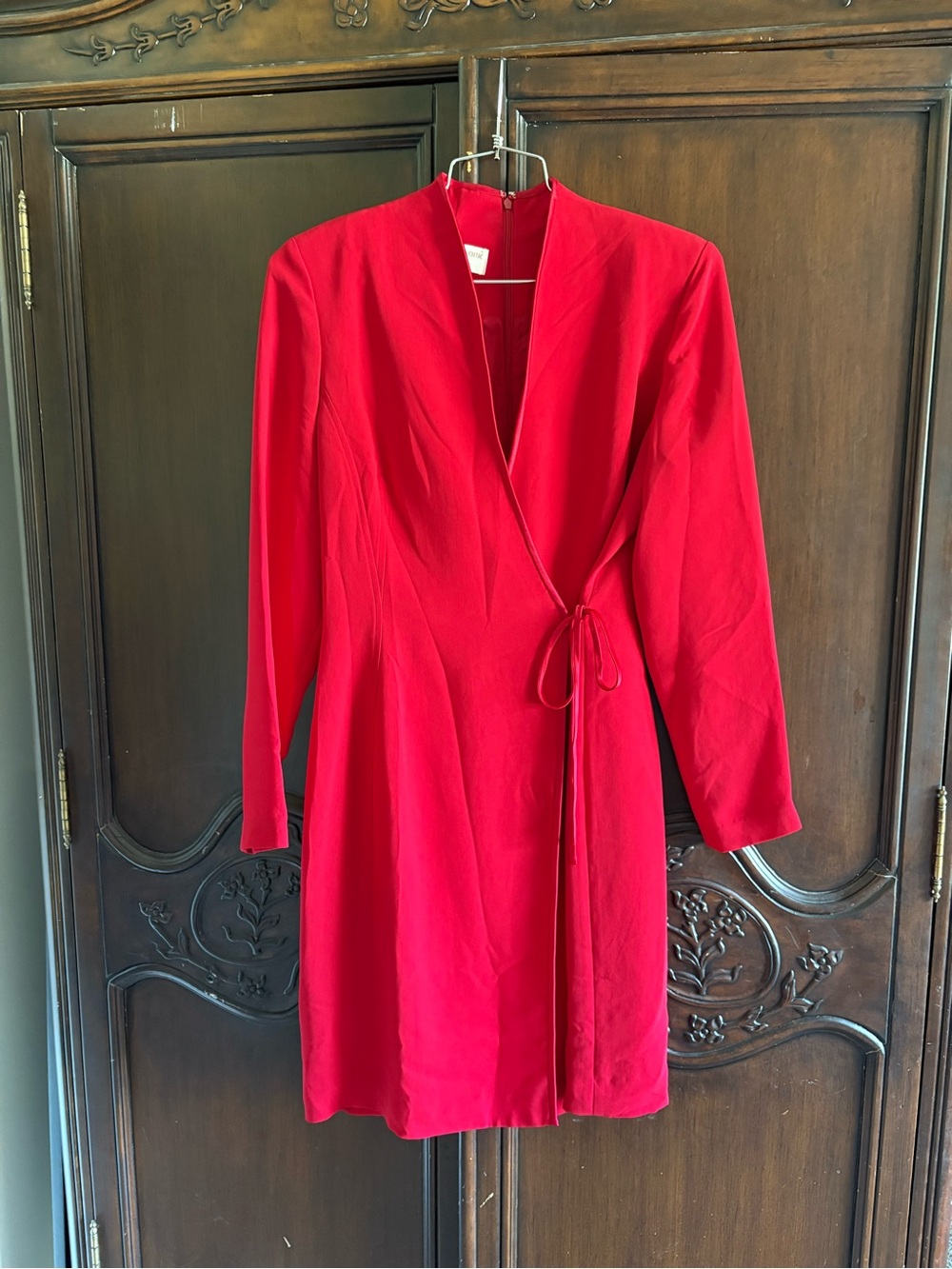 Vintage Jones New York Bold Red
Faux Wrap Tie Waist Dress Size 10